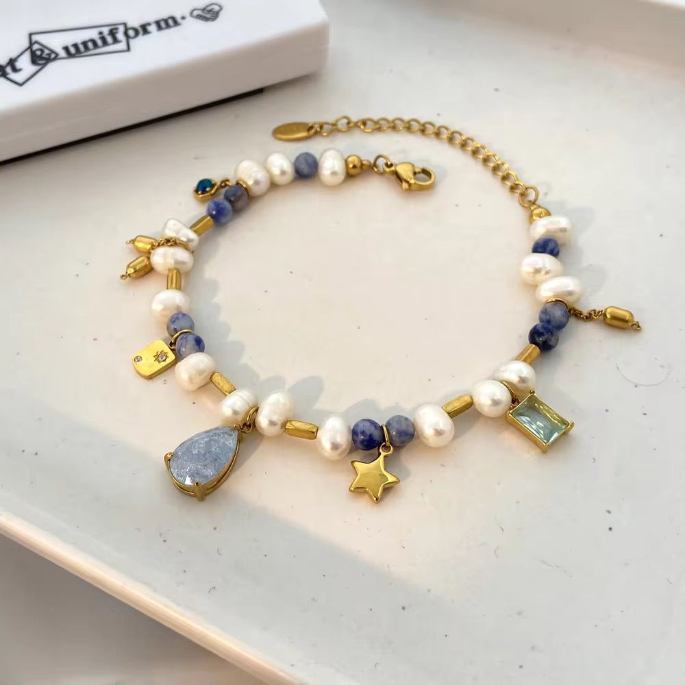 Ocean’s Kiss : 18K Gold Platted Bracelet