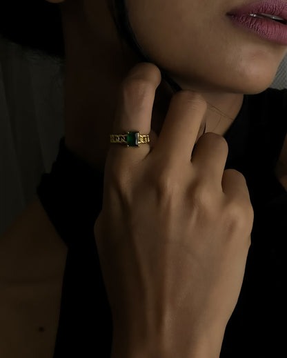 Esmeralda : 18k Gold Plated Adjustable Emerald Ring