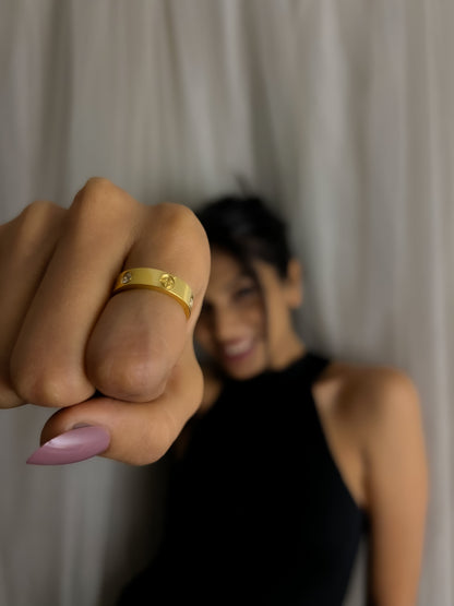 Golden Bloom 18k gold plated ring