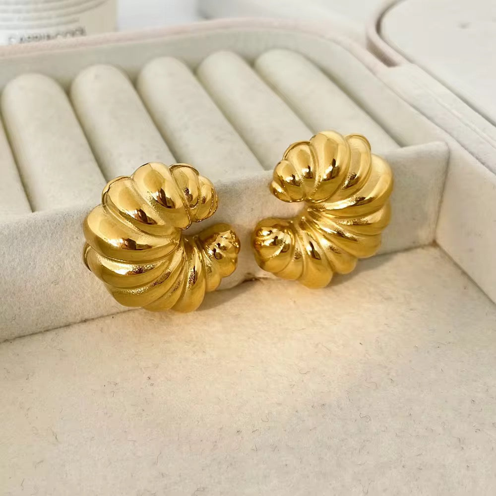 Croissant: 18k Gold Plated Croissant Studs