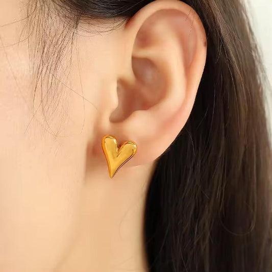 Melted Heart Studs - 18k gold-plated