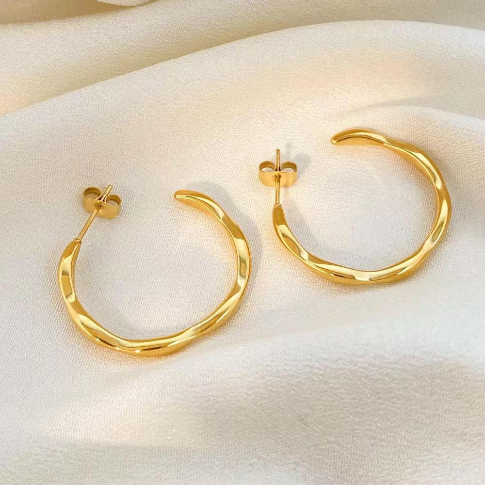 Textured Glow Hoop - 18K Gold Platted Earrings