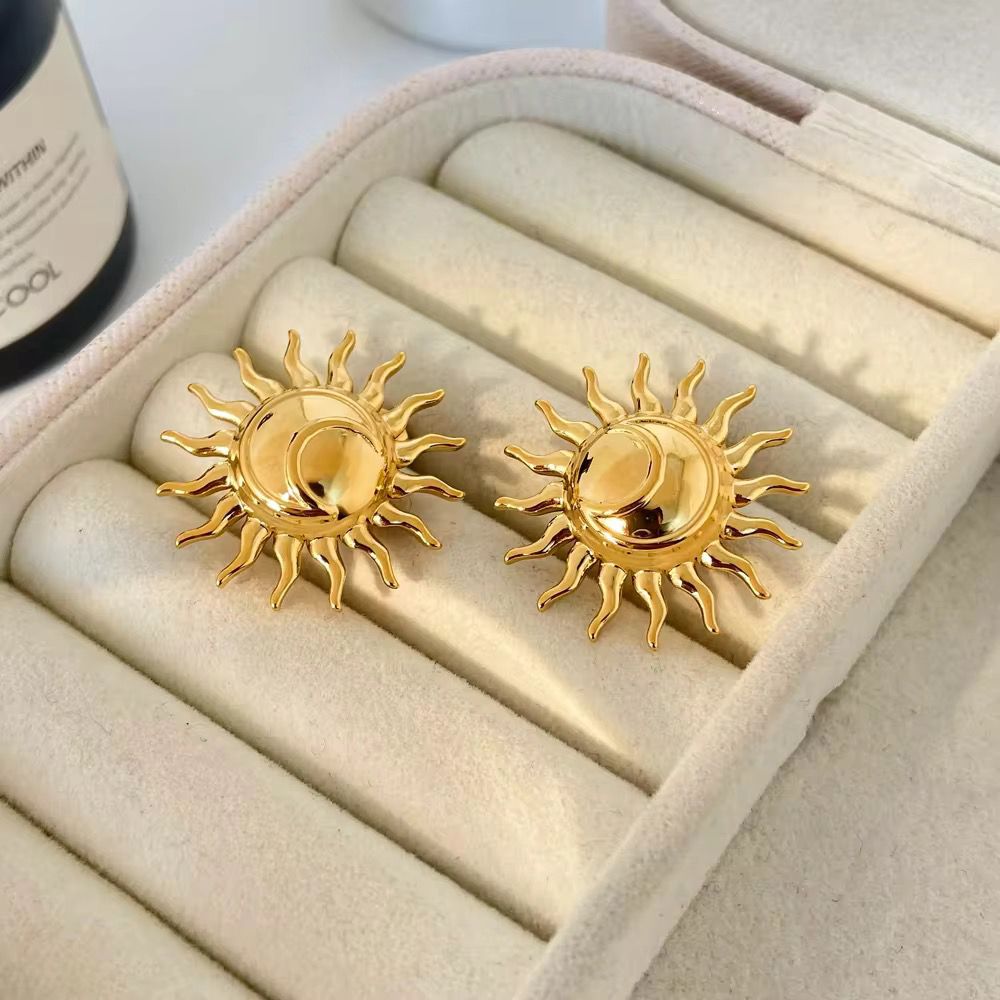 Solar Glow Stud Earrings -  18k gold-plated